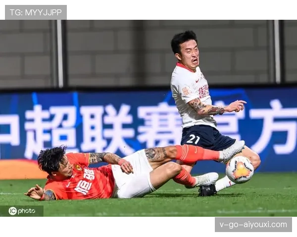 进球判定:球完全越过球门线与VAR介入的判罚依据 进球判定:球完全越过球门线与VAR介入的判罚依据